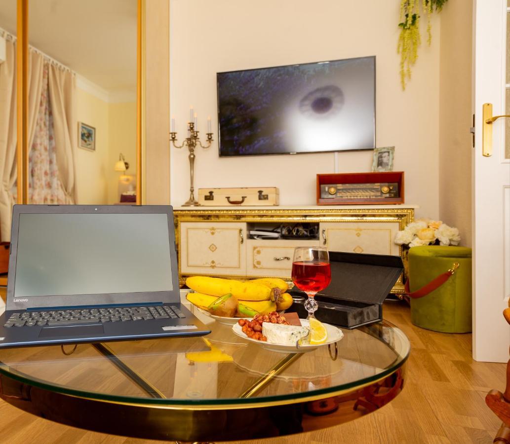 Appartement La Boheme - The Magic Of & Free Parking Riga