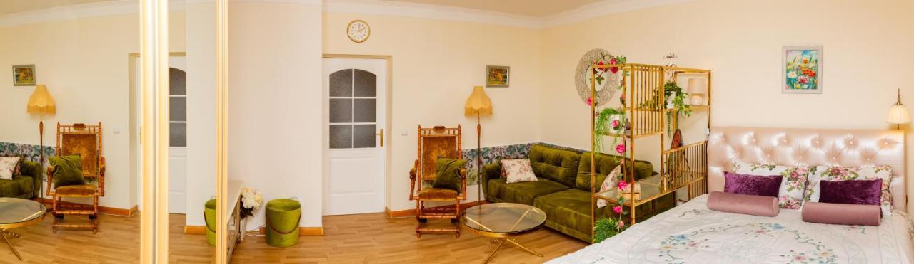 Appartement La Boheme - The Magic Of & Free Parking Riga